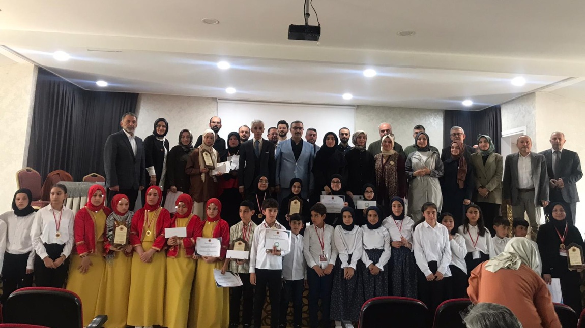 Din Öğretimi Genel Müdürlüğü tarafından düzenlenen Anadolu İmam Hatip Liseleri arası Arapça Şiir Okuma Yarışması...